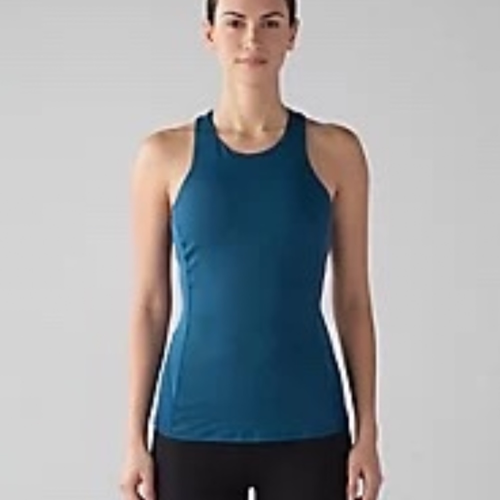 Lululemon Body Con Shelf Bra Tank Top